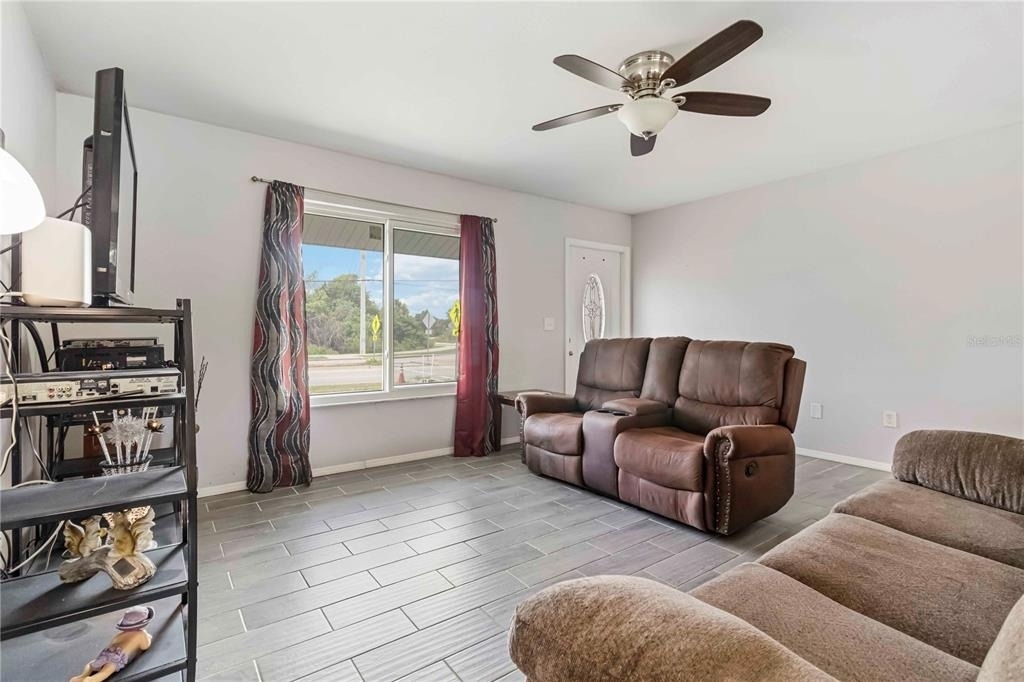 20550 Edgewater Drive - Photo 8