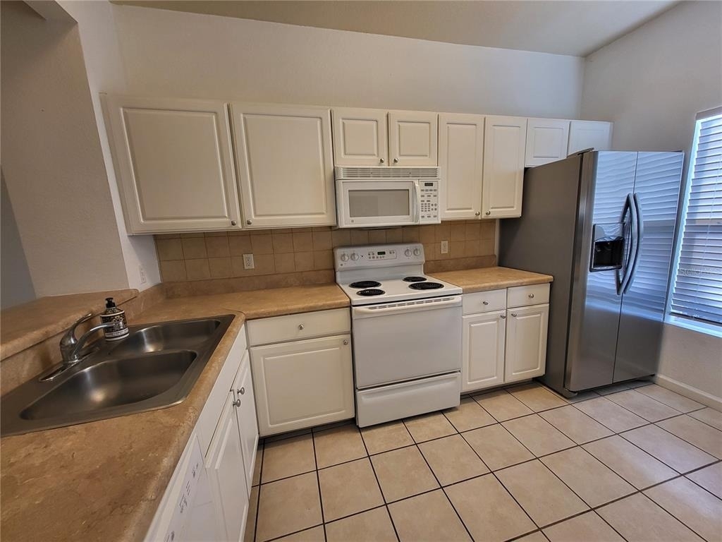 4961 Nw 43rd Avenue - Photo 21