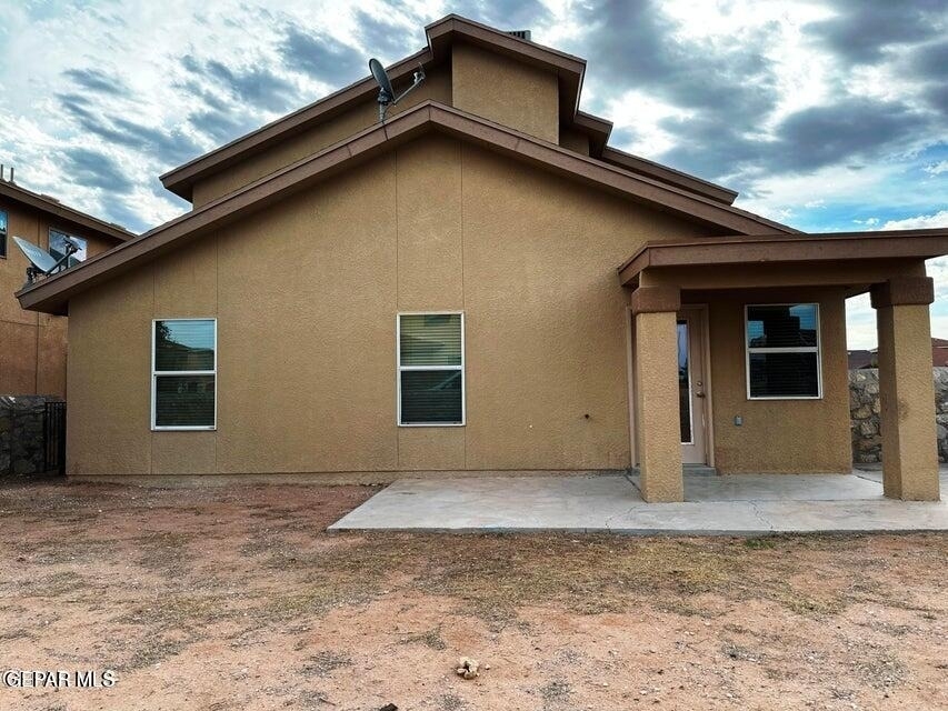 4001 Hueco Valley Drive - Photo 2