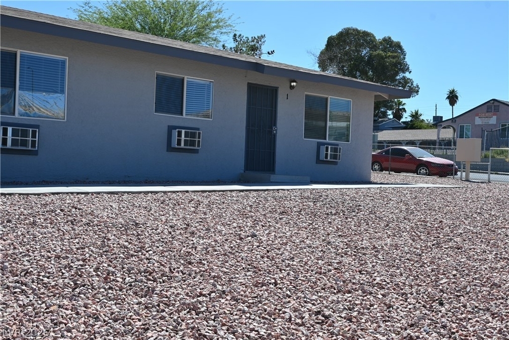 320 N 16th Street - Photo 5