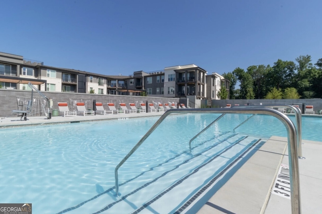 305 Collins Industr Way - Photo 14