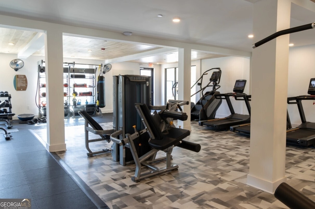 305 Collins Industr Way - Photo 26