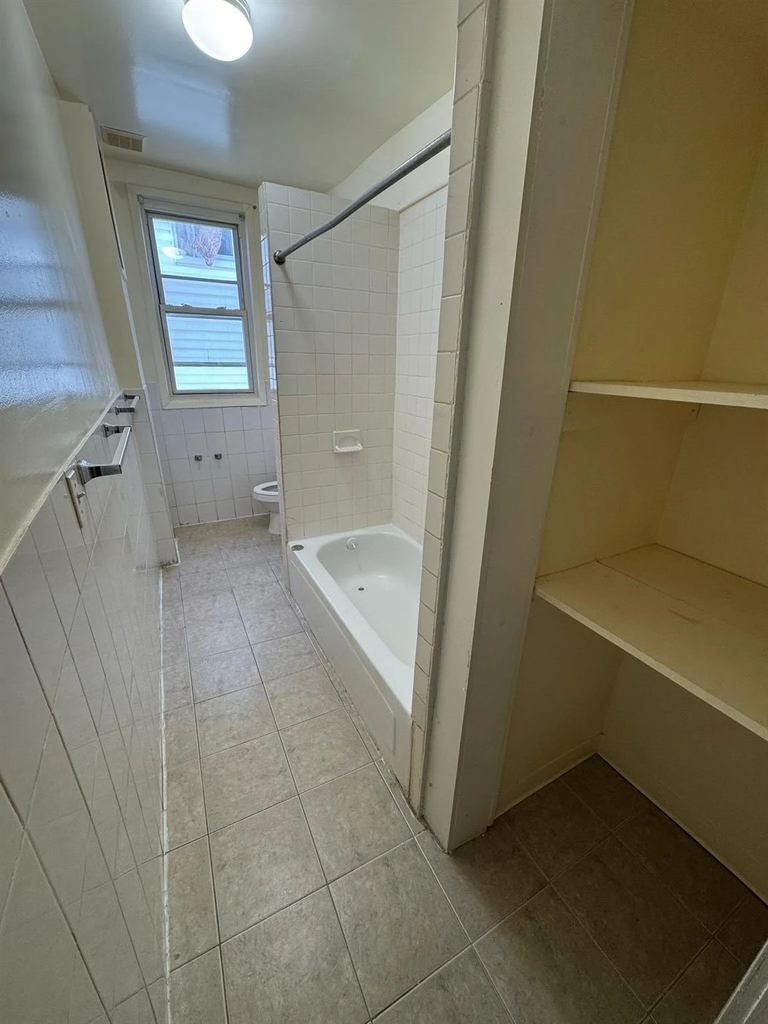 203 North 9th Avenue - Photo 2