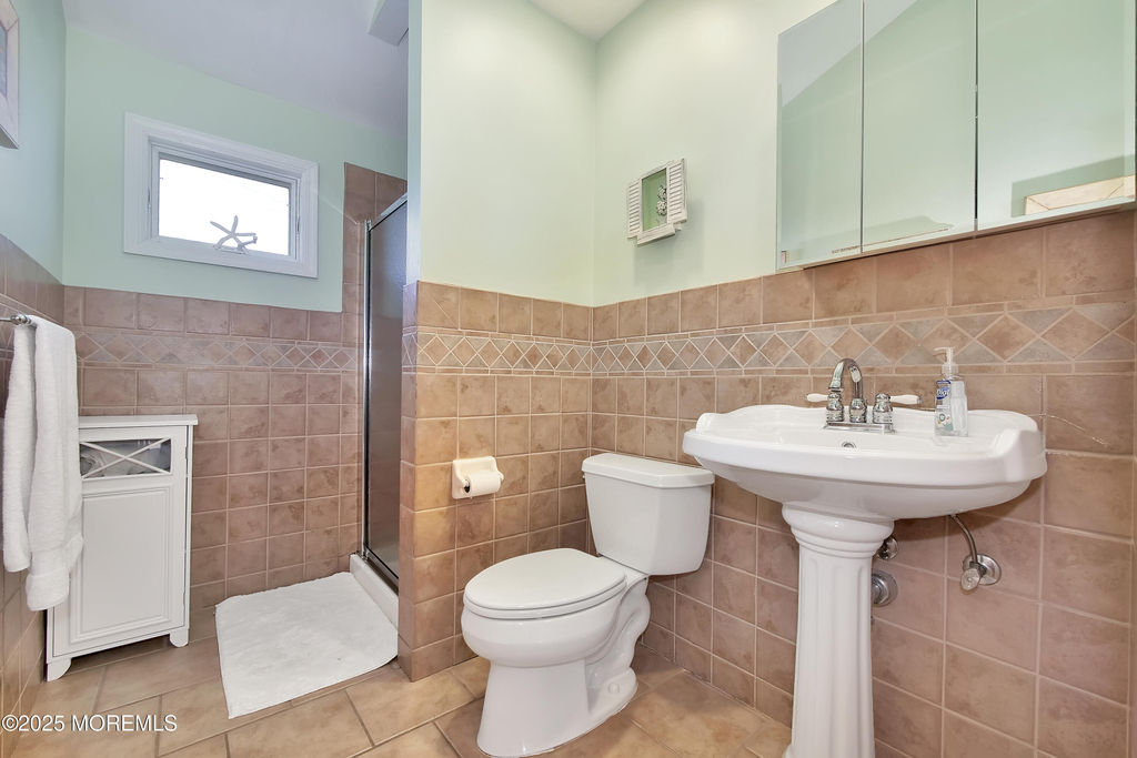 121 3rd Avenue - Photo 5