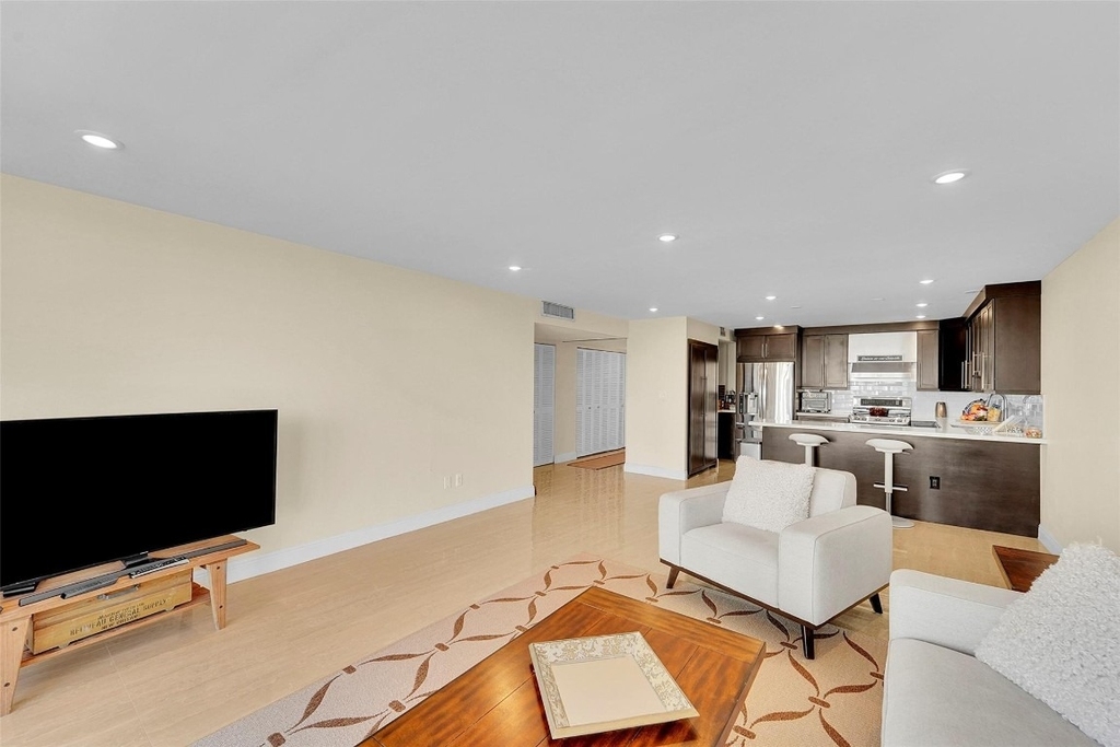 1401 S Ocean Drive - Photo 20