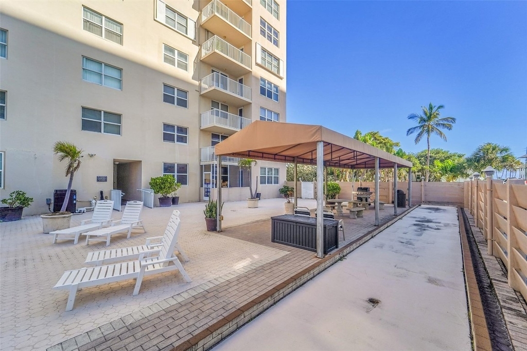 1401 S Ocean Drive - Photo 40