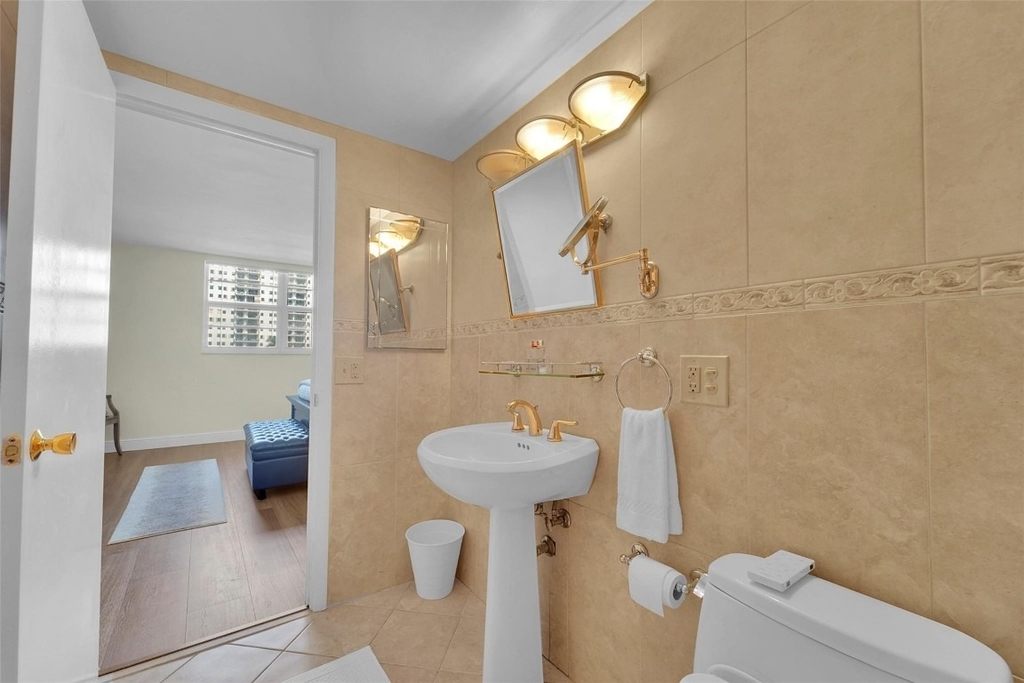 1401 S Ocean Drive - Photo 21