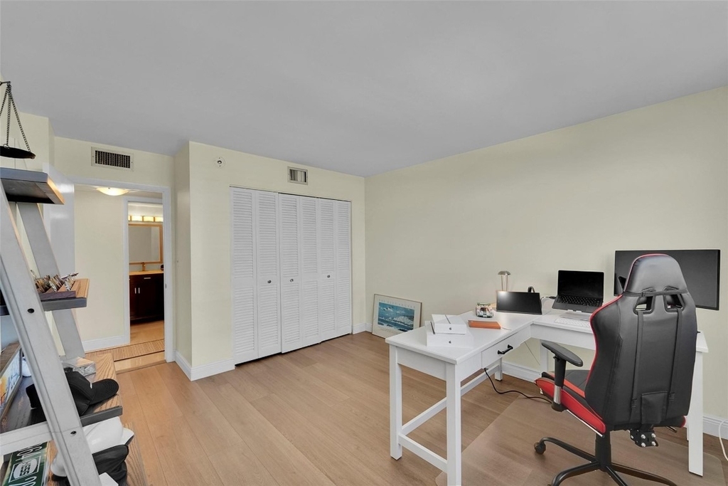1401 S Ocean Drive - Photo 29