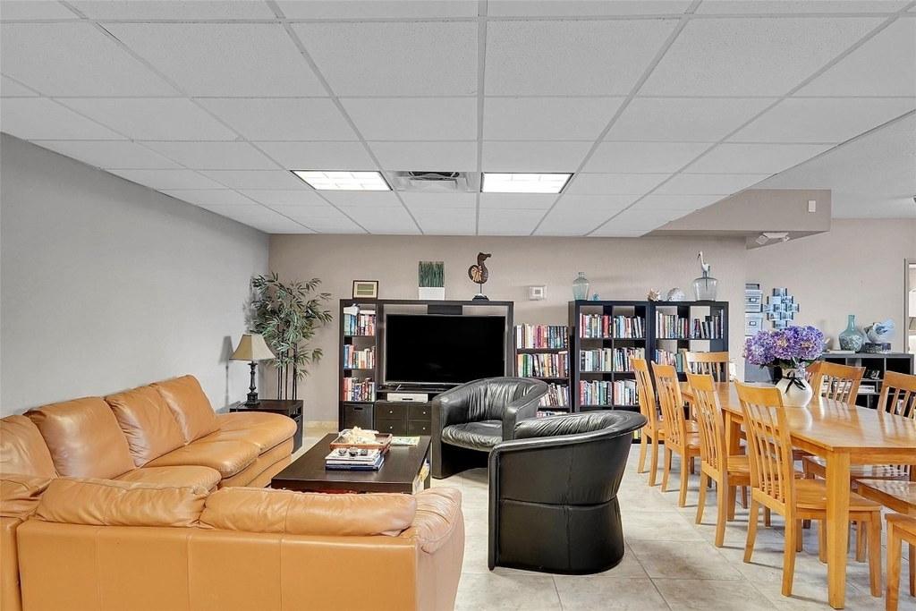 1401 S Ocean Drive - Photo 47