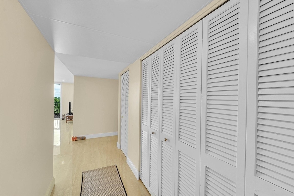 1401 S Ocean Drive - Photo 11