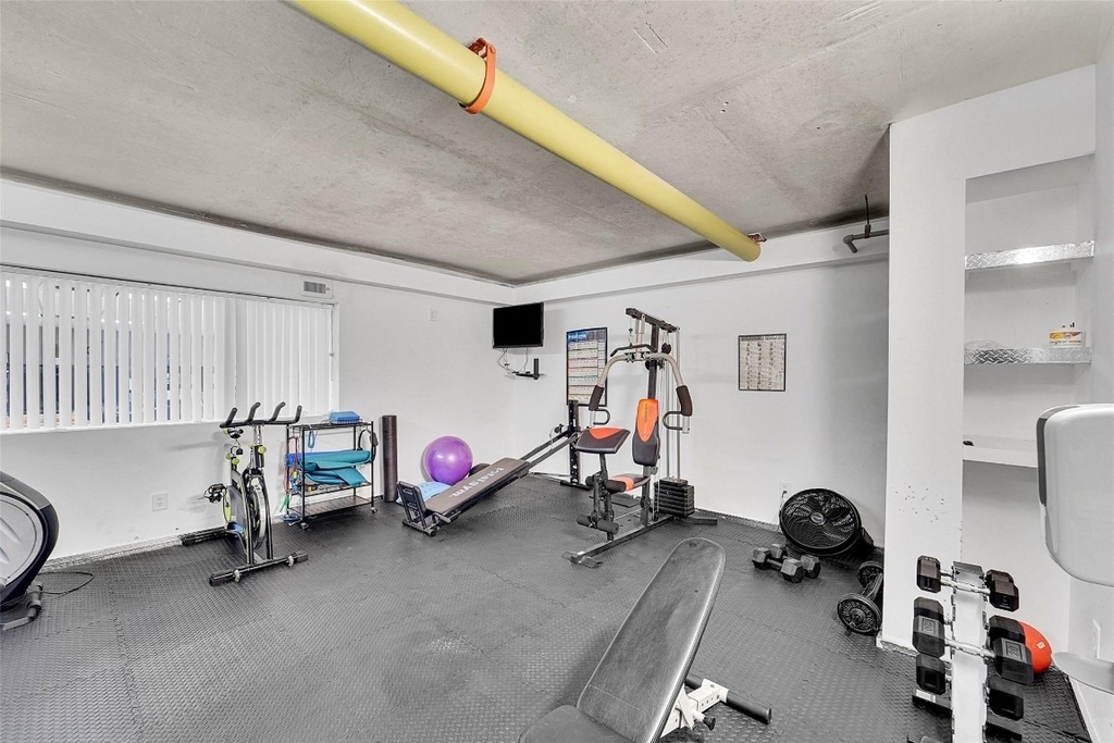 1401 S Ocean Drive - Photo 45