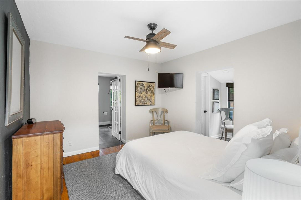 425 Ne 25th Street - Photo 35