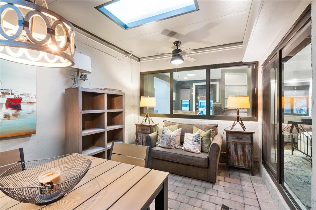 425 Ne 25th Street - Photo 52