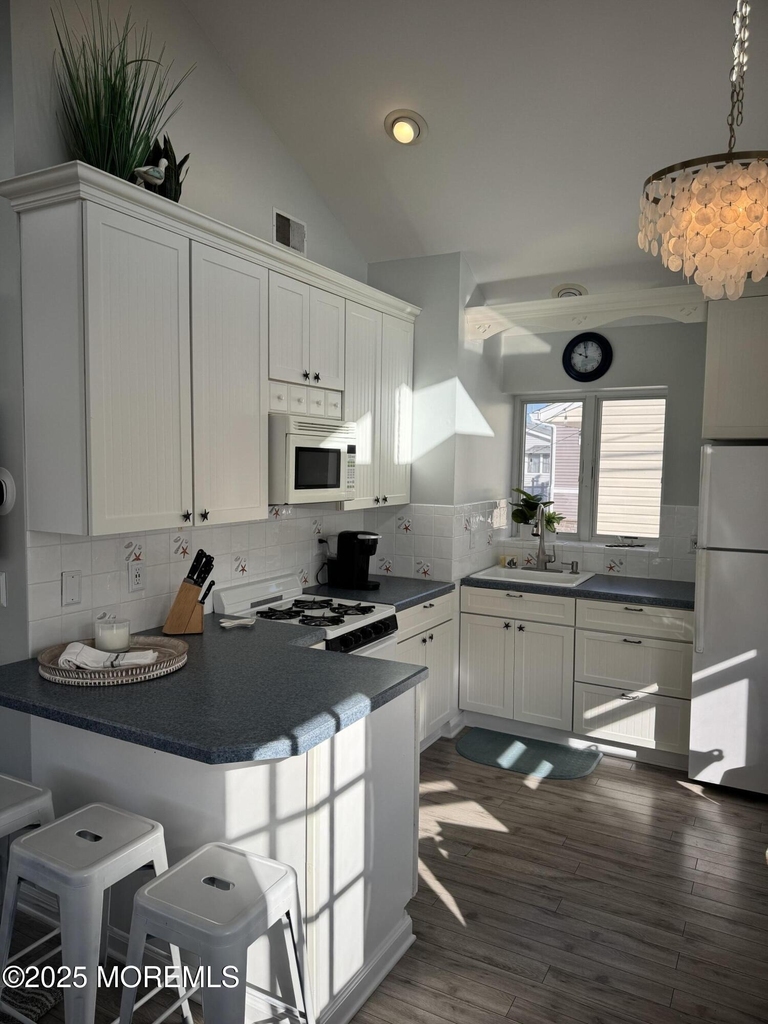 120 W Chadwick Way - Photo 4
