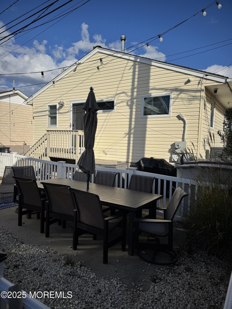 120 W Chadwick Way - Photo 2