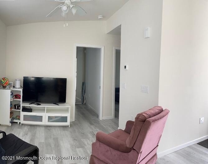 121 W Tide Way - Photo 5