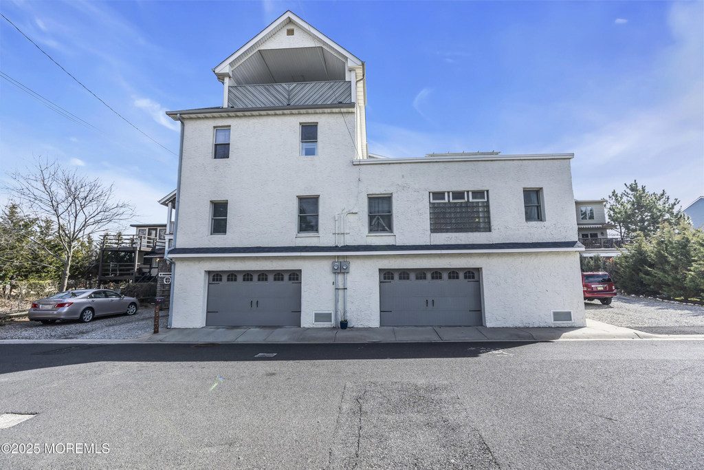 492 Ocean Avenue - Photo 4