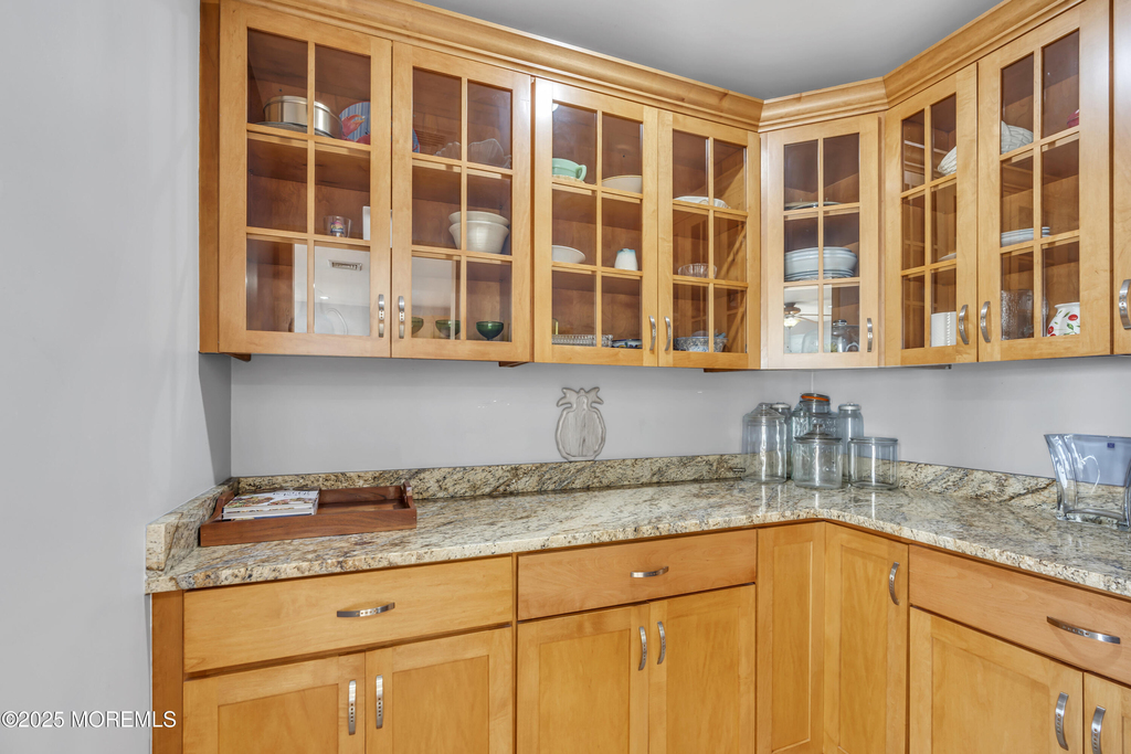 492 Ocean Avenue - Photo 11