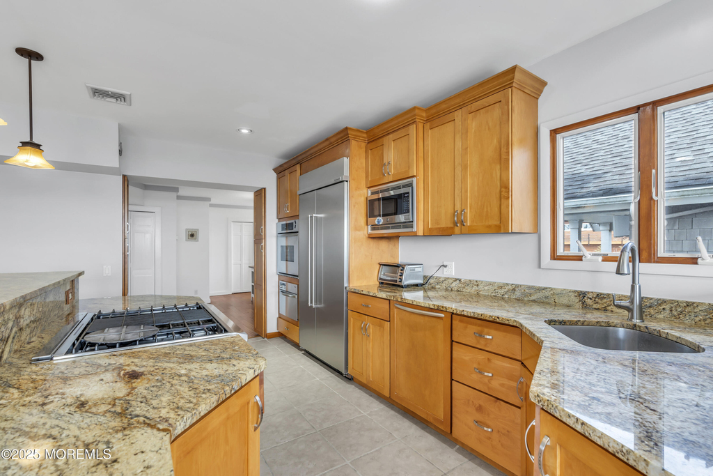 492 Ocean Avenue - Photo 22
