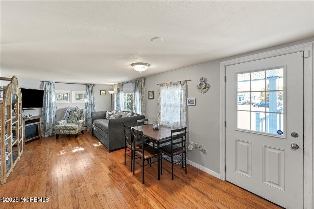 273 N 12th Street - Photo 4