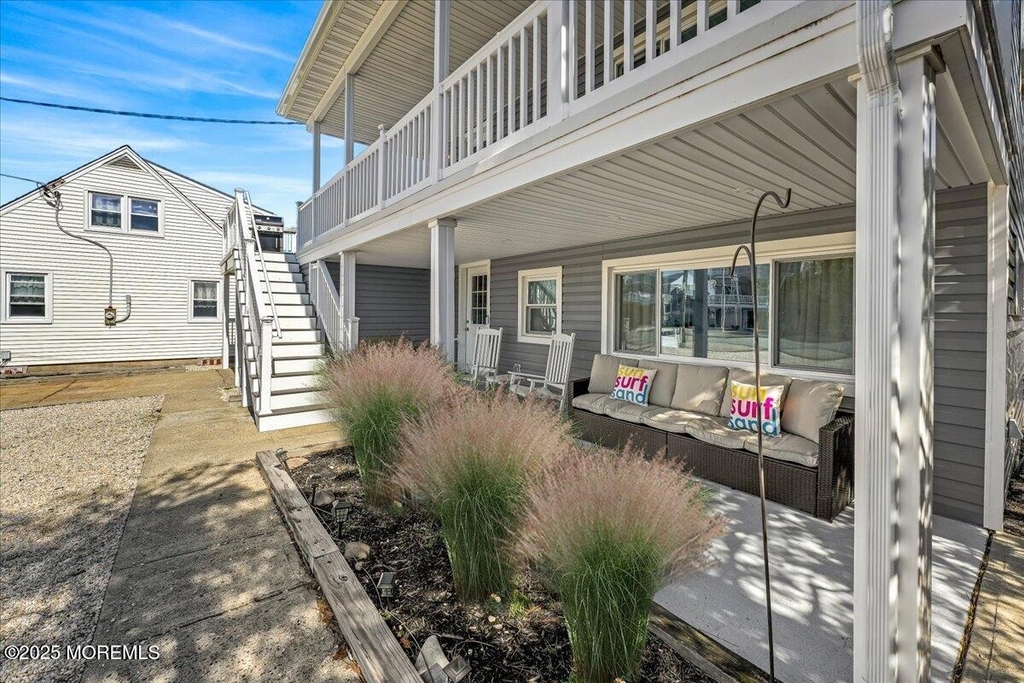 273 N 12th Street - Photo 1