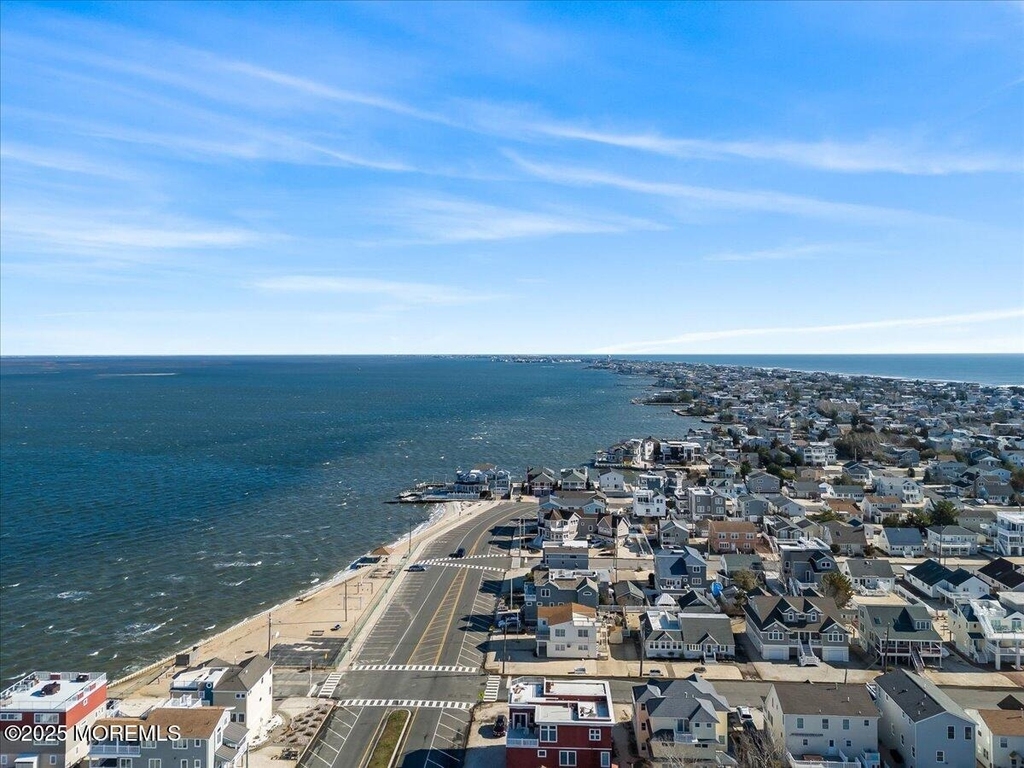 273 N 12th Street - Photo 3