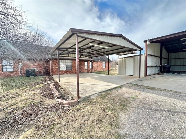 8869 Liberty Road - Photo 22