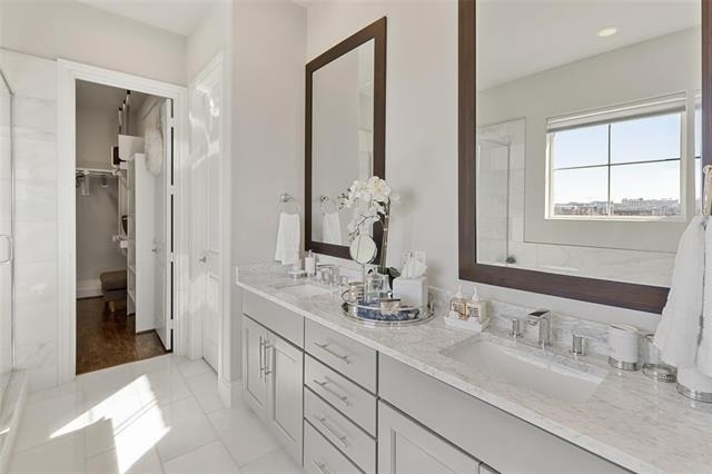 916 W Peach Street - Photo 12