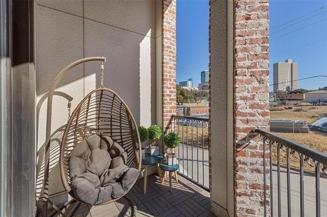 916 W Peach Street - Photo 26