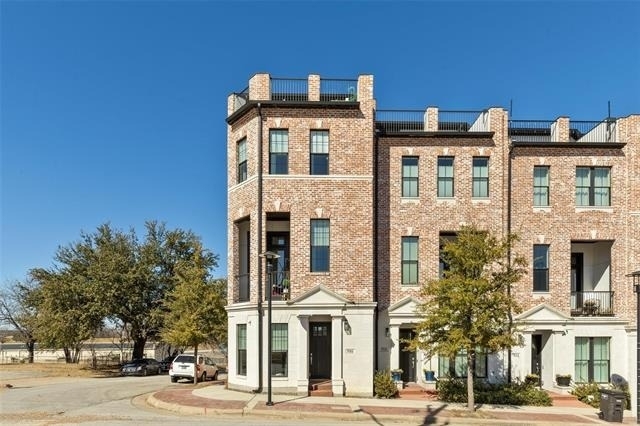 916 W Peach Street - Photo 27