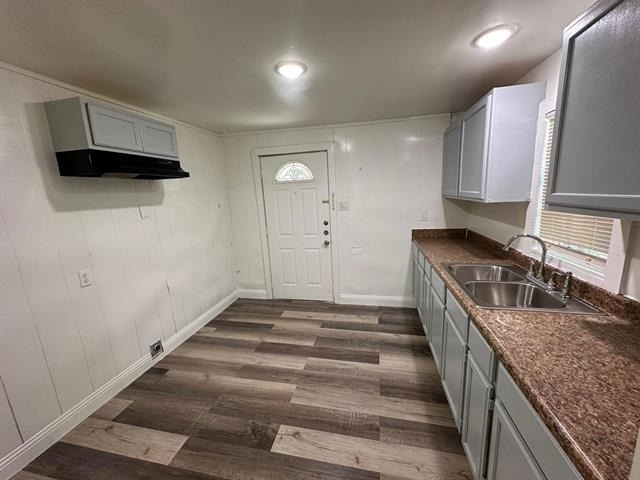 2206 Rockefeller Boulevard - Photo 3
