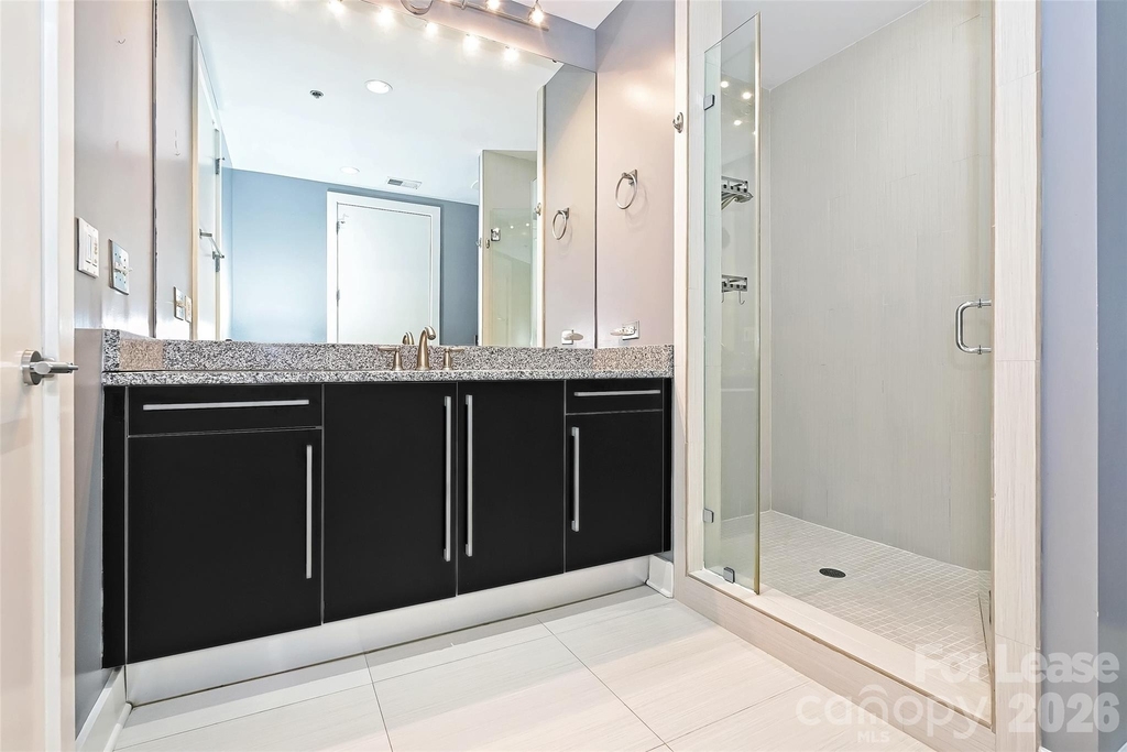 1100 Metropolitan Avenue - Photo 7