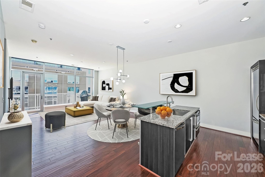 1100 Metropolitan Avenue - Photo 3