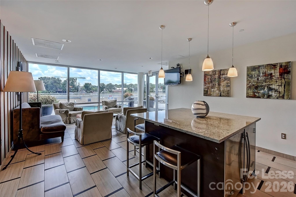 1100 Metropolitan Avenue - Photo 15