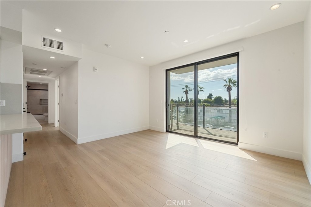 7510 Sepulveda Boulevard - Photo 12
