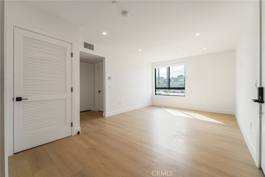 7510 Sepulveda Boulevard - Photo 14