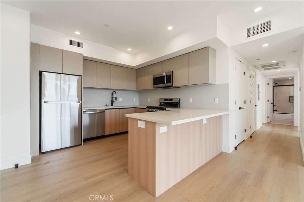 7510 Sepulveda Boulevard - Photo 7