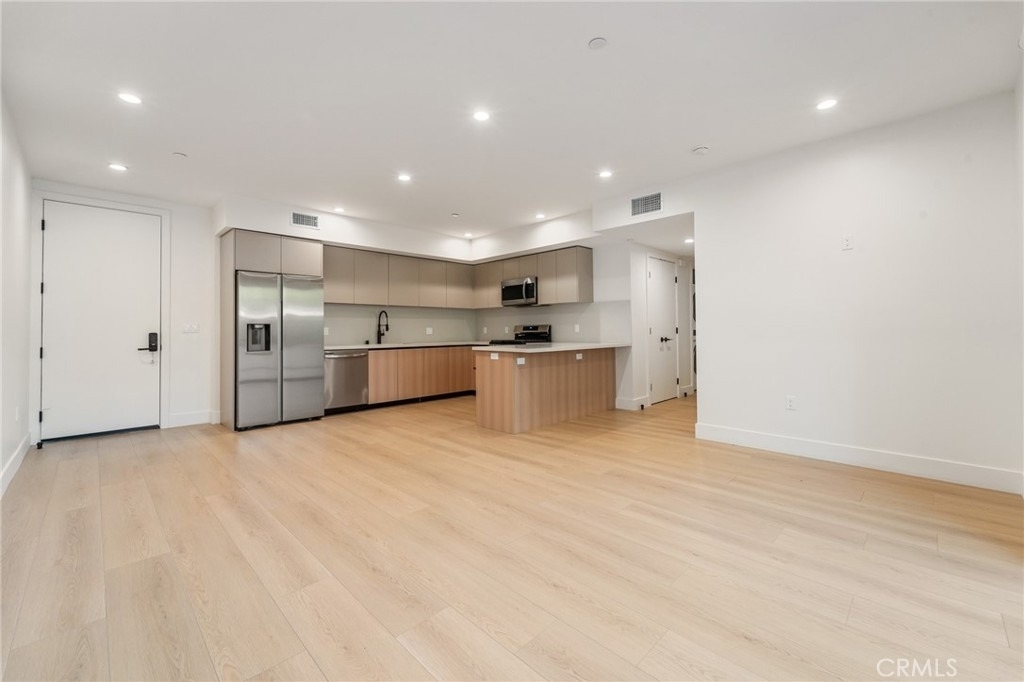 7510 Sepulveda Boulevard - Photo 7