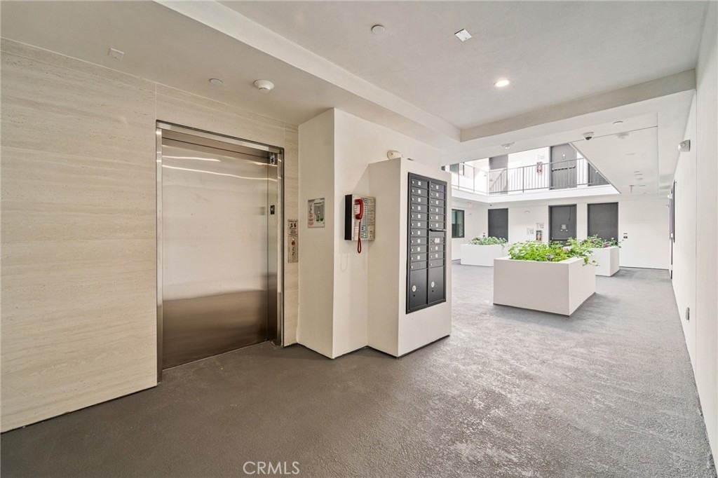 7510 Sepulveda Boulevard - Photo 4