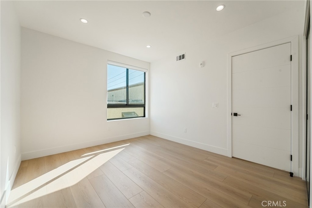 7510 Sepulveda Boulevard - Photo 17