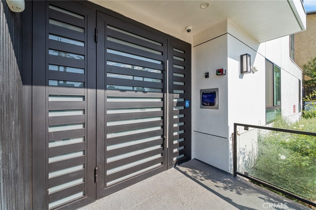 7510 Sepulveda Boulevard - Photo 2