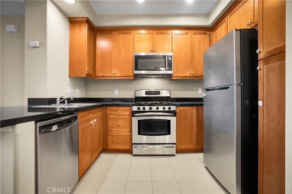 360 W Avenue 26 - Photo 3