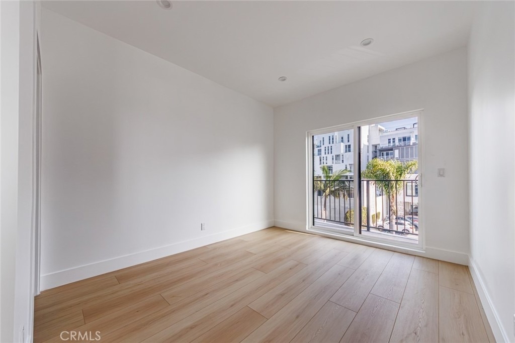 13461 Beach Avenue - Photo 22
