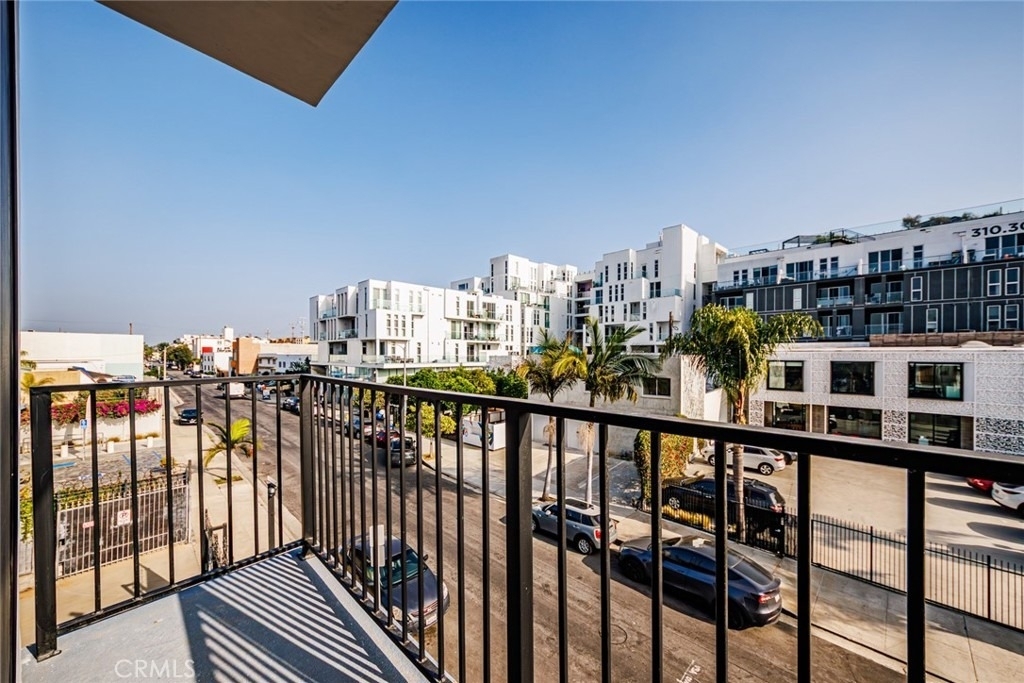 13461 Beach Avenue - Photo 24