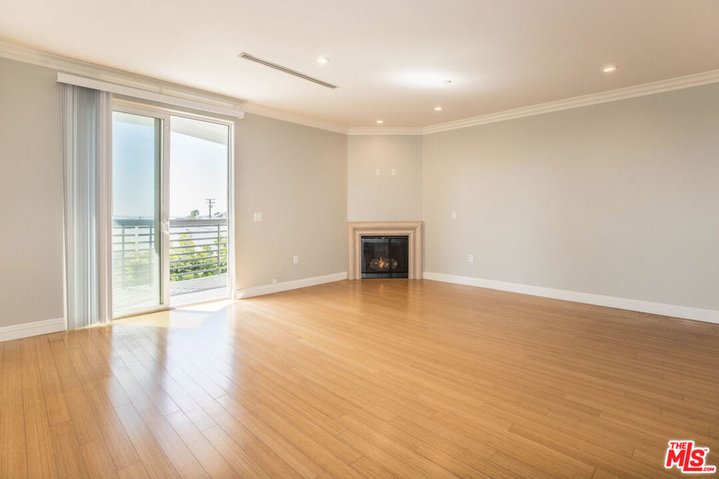 1283 Havenhurst Drive - Photo 2