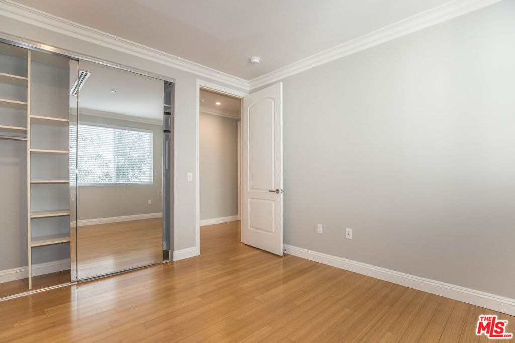 1283 Havenhurst Drive - Photo 6