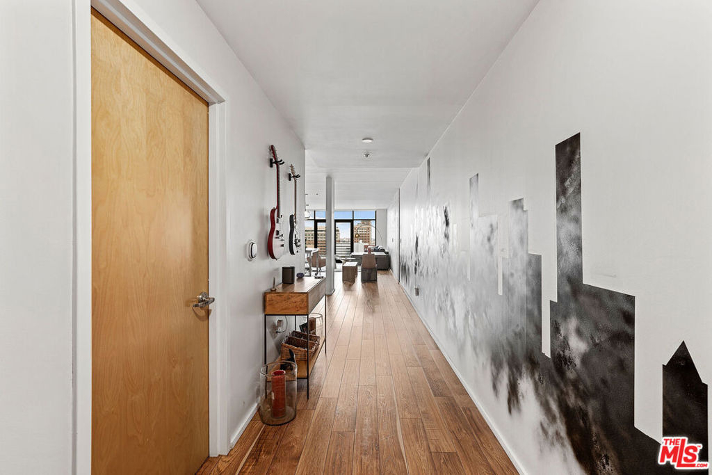 1111 S Grand Avenue - Photo 19