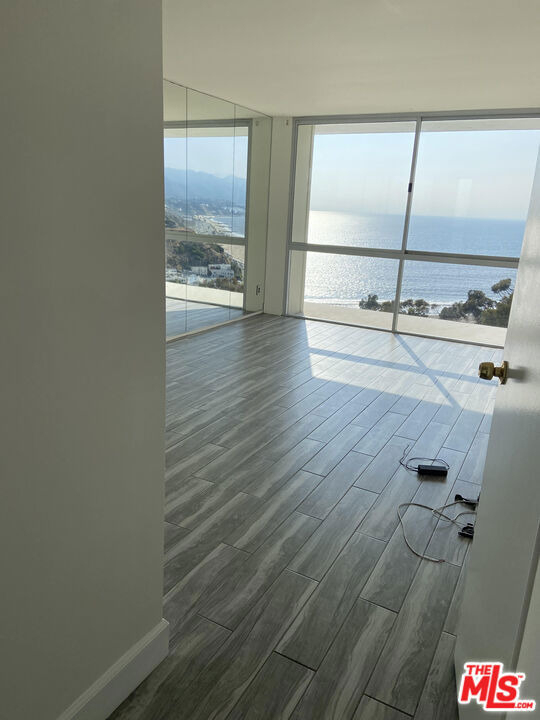 201 Ocean - Photo 9