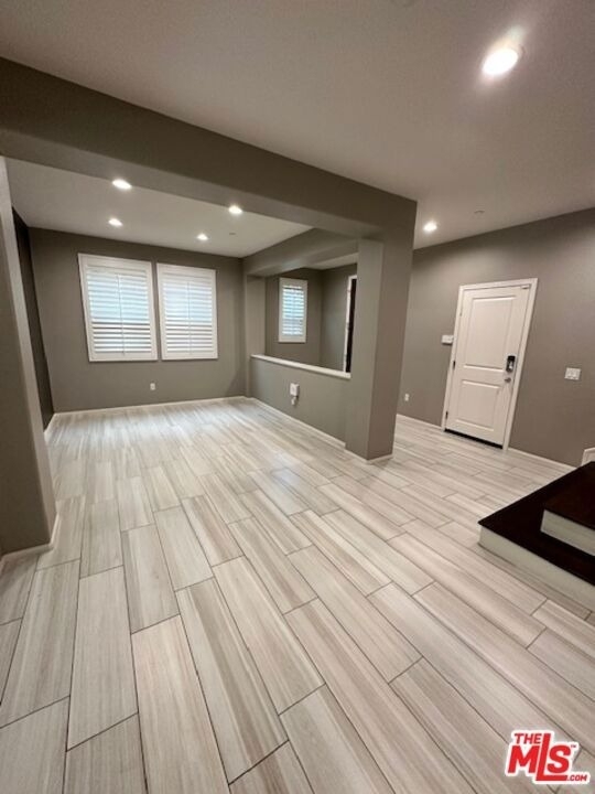 17032 Cantlay Street - Photo 27