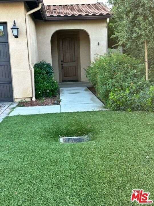 17032 Cantlay Street - Photo 1